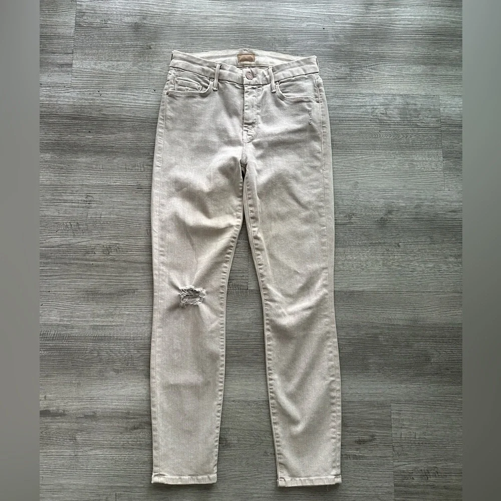 MOTHER The looker crop Jeans with Distressed Details Sz 25